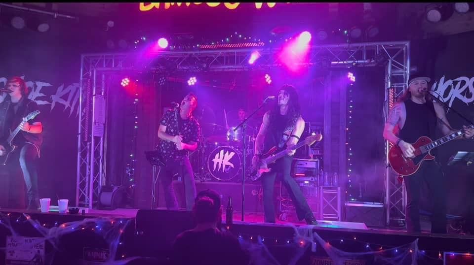 Horseshoe Kitty performing LIVE at Bamboo Willie\u2019s!