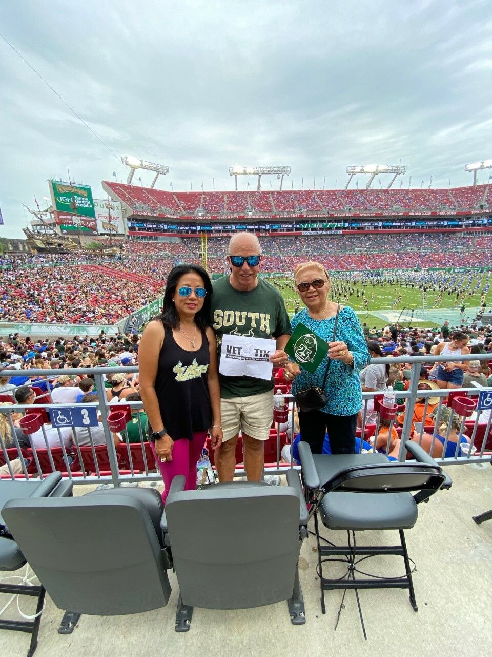South Florida Bulls at Florida Gators Football at Ben Hill Griffin Stadium