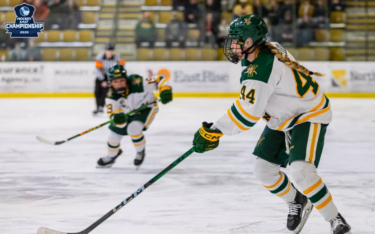 Vermont Catamounts at Boston University Terriers Mens Hockey