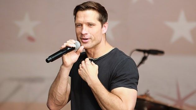 Walker Hayes\t