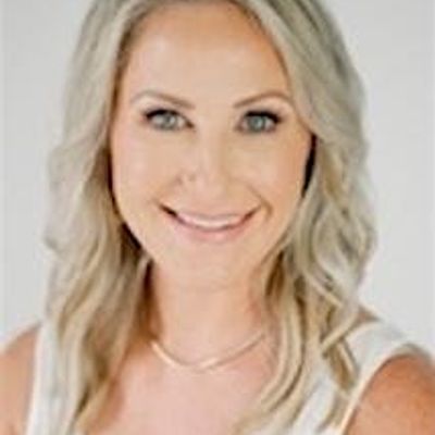 Leslie Mitchell