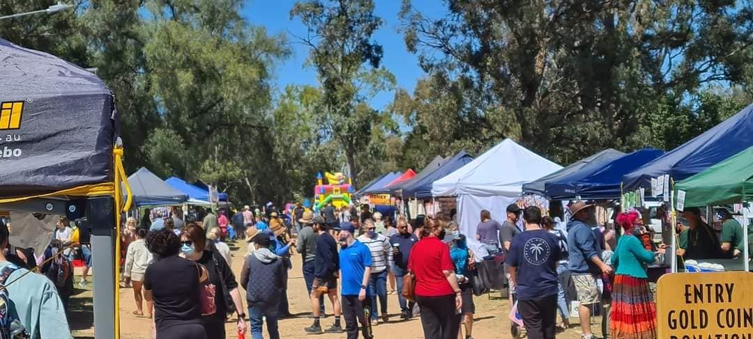 Saturday Market, Apex Park 