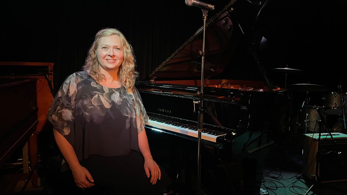 Piano Fridays-Michelle Aalders