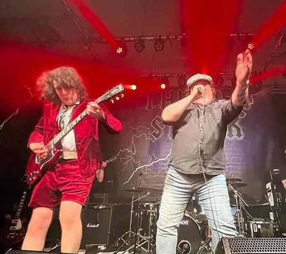 Thunderstruck UK (ACDC Tribute) - The DIstrict Club, Pontypridd