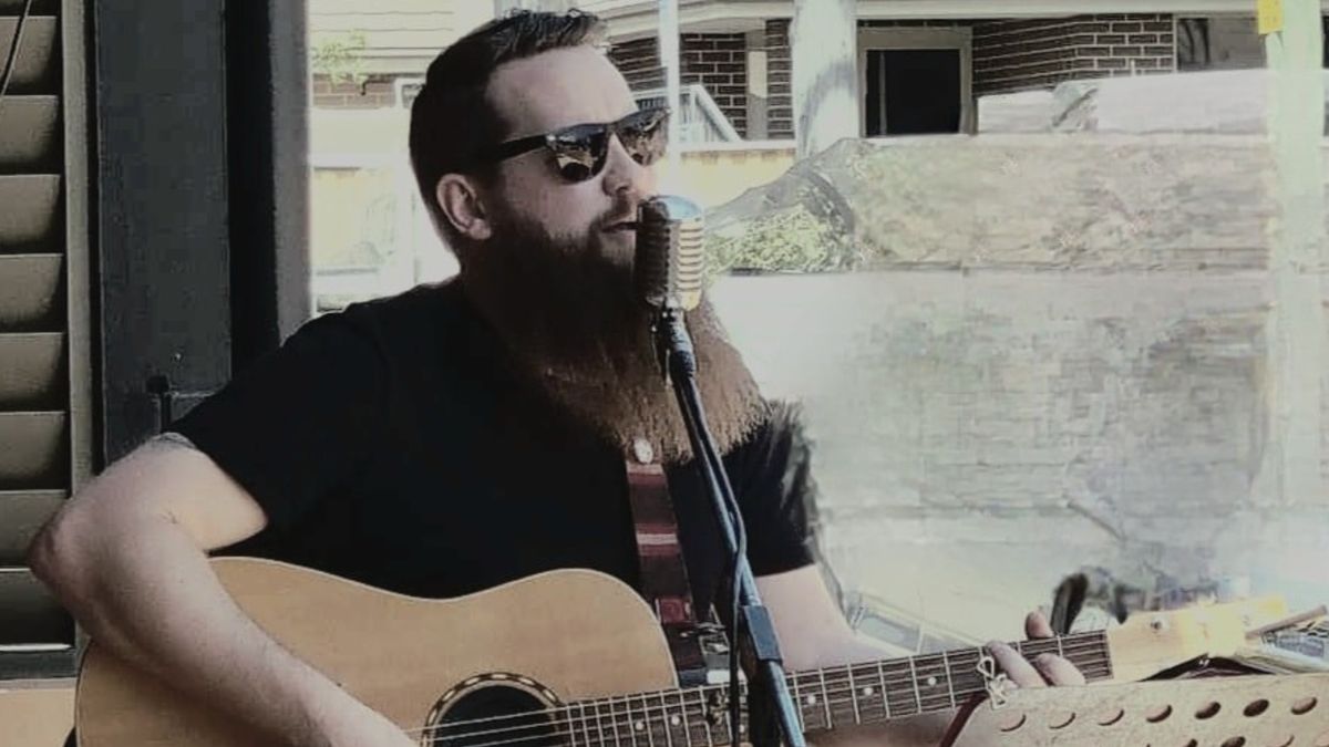 Matt Parsons - Friday Night Live - Northlakes Tavern