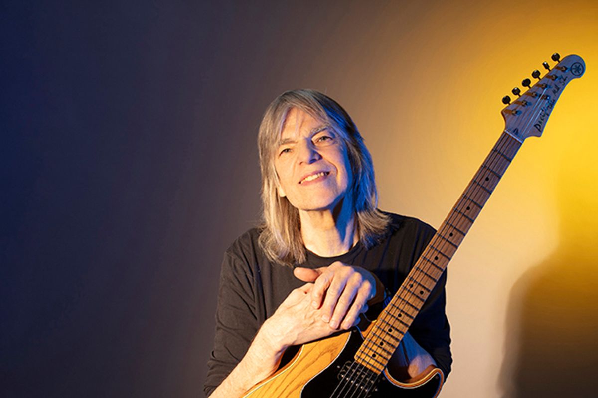 Mike Stern at Place Des Arts - Theatre Jean Duceppe