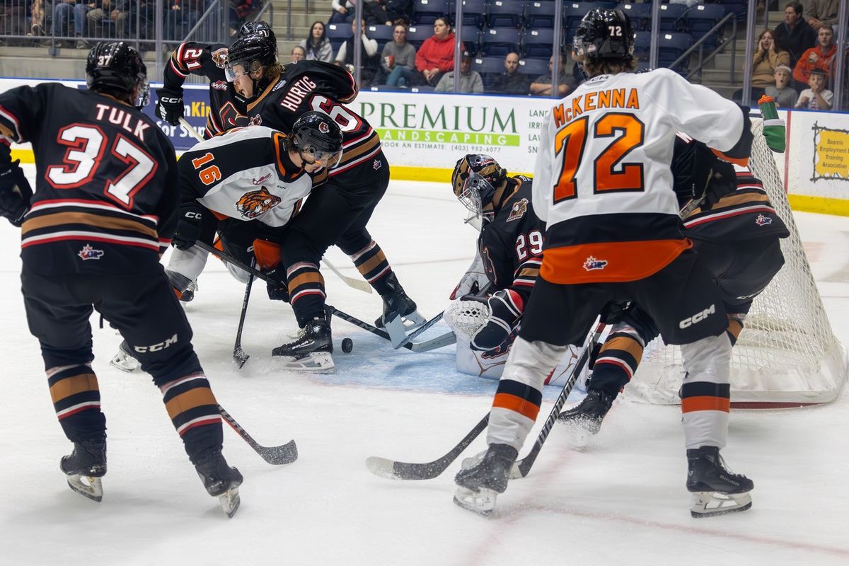 Calgary Hitmen vs. Medicine Hat Tigers