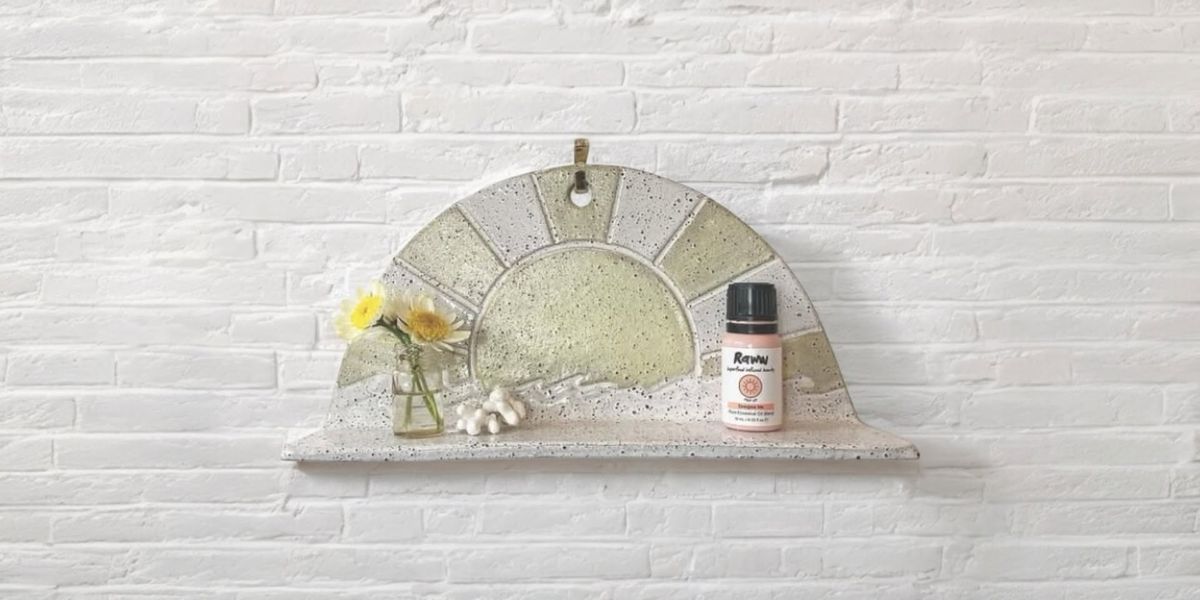 Sunshine wall shelf