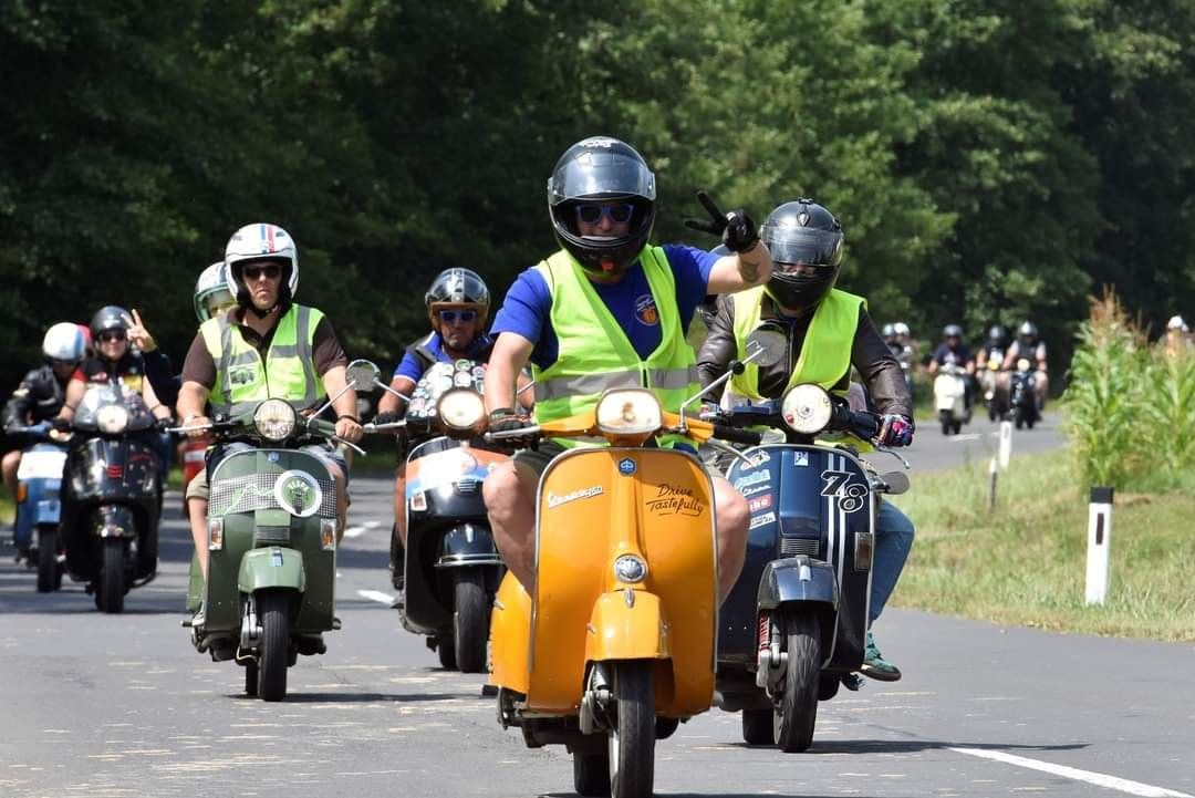 2. Lipizzaner Franzl Vespa Run