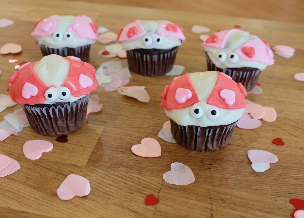 Lovebug Cupcakes (Ages 2-8, w\/ Caregiver) Vegetarian