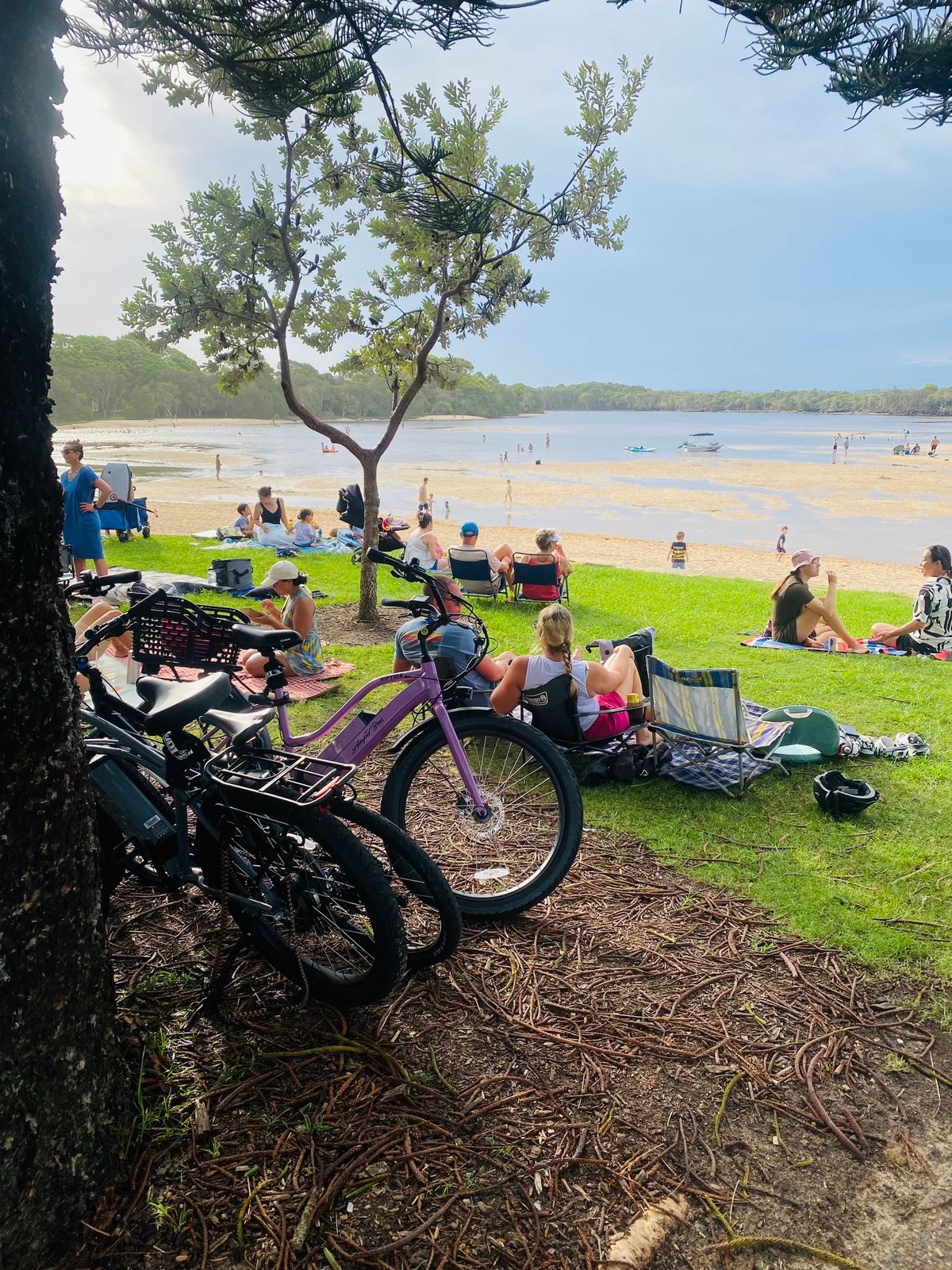 Currimundi Lake Twilight Market