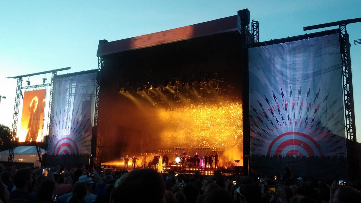 Shaky Knees Music Festival - 2 Day Pass (Saturday & Sunday) with Twenty One Pilots, Gorillaz, LCD Soundsystem, and more