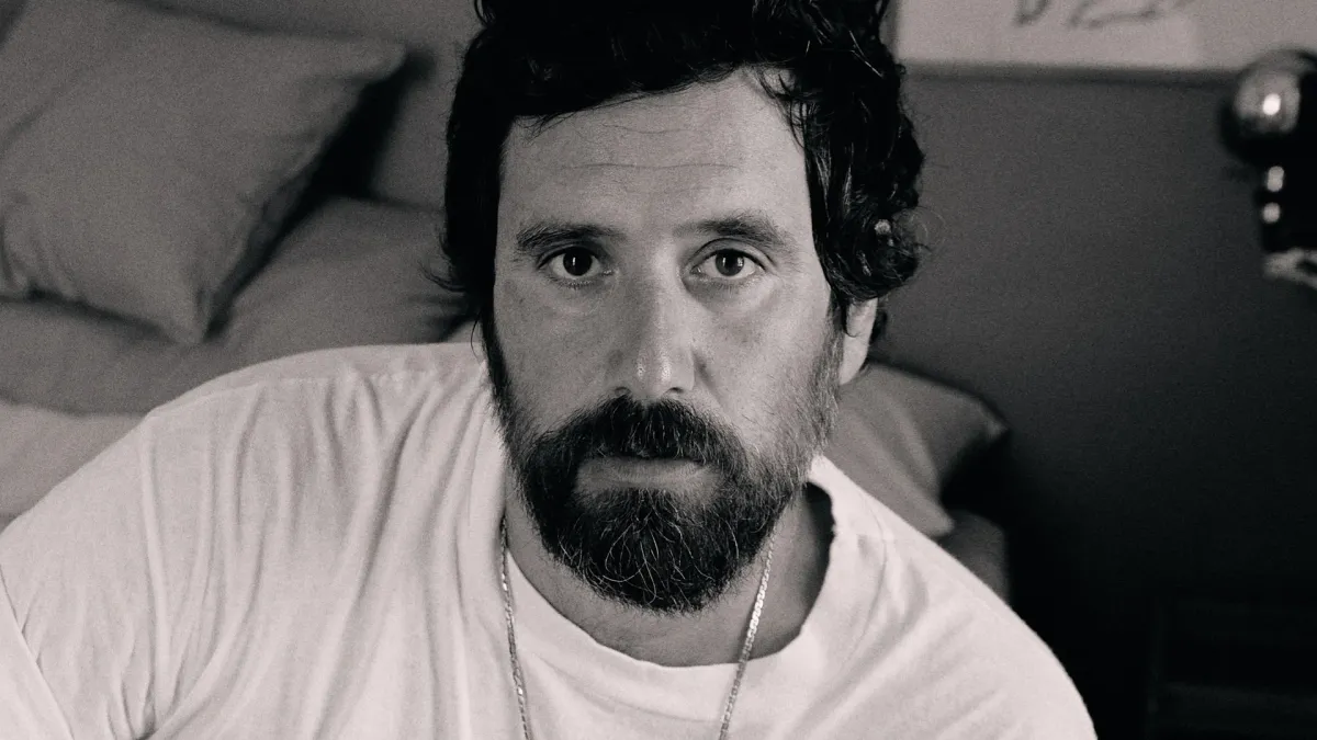 Tommaso Paradiso in Torino