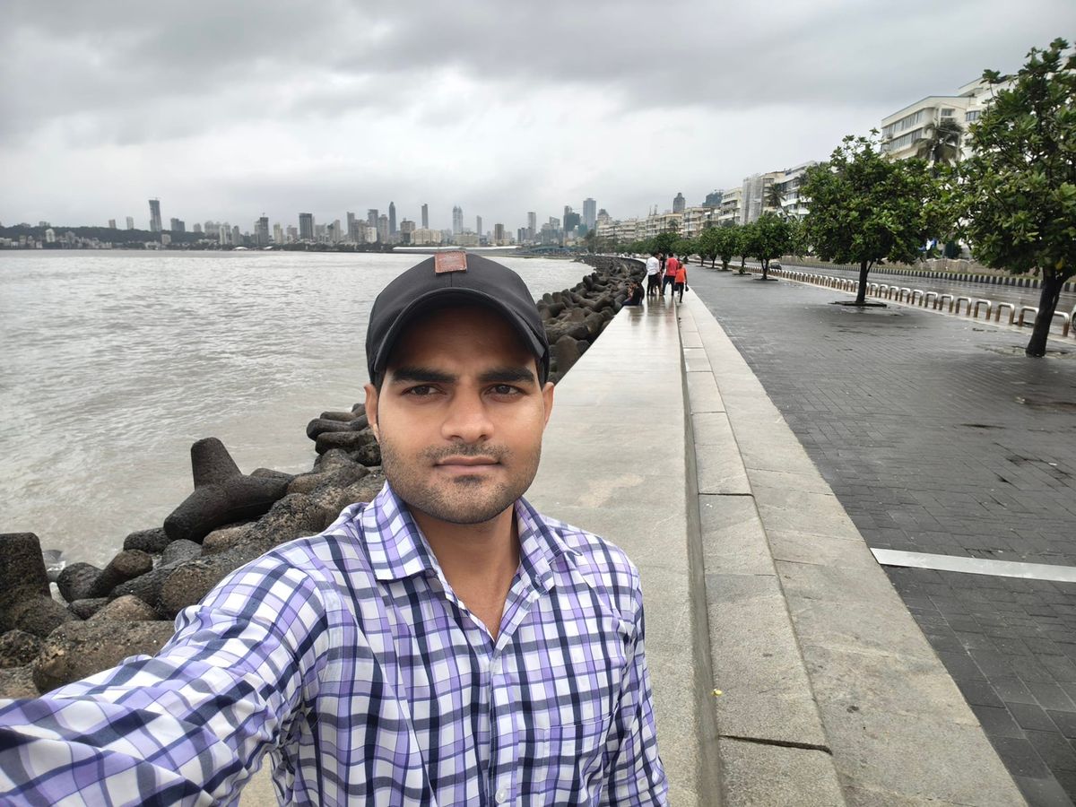 Night tour of Mumbai Heart Marine drive and live conversation & challenging videos 