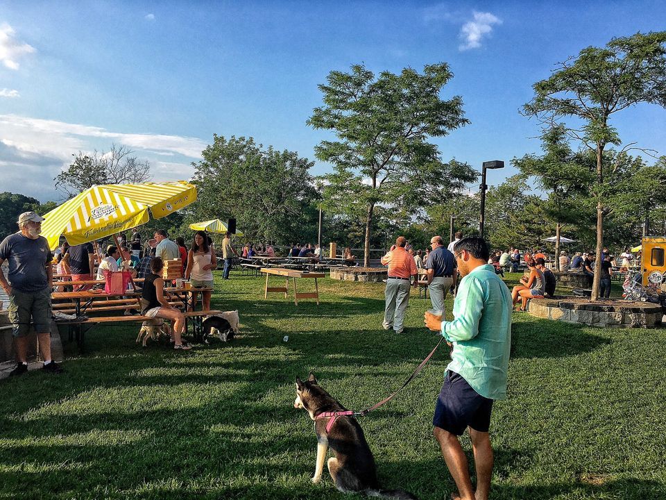 Carlos Acoustic @ The Beer Garden at Shippan Landing
