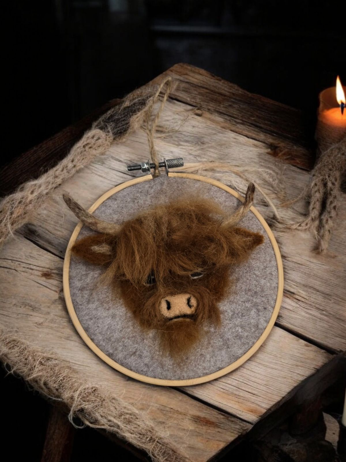 NEEDLE FELTING  WORKSHOP [HIGHLAND COW IN A HOOP]