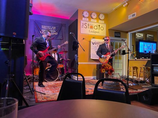 Live at the 122 Club