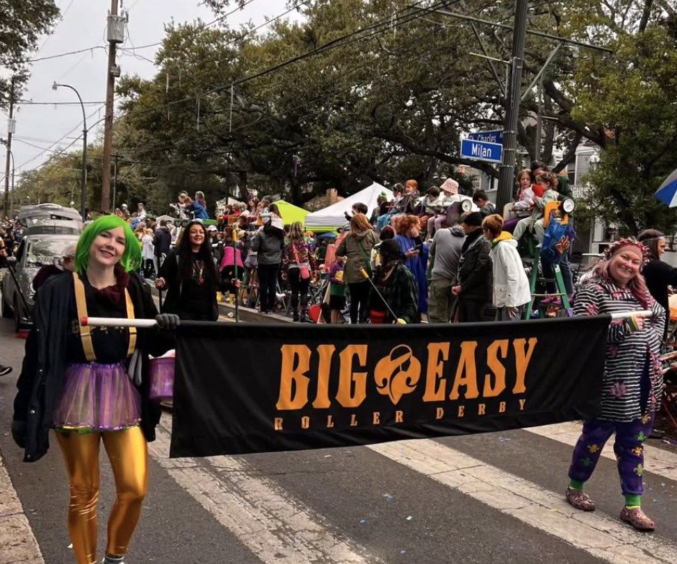 Big Easy Roller Derby in Krewe of Pontchartrain Parade!