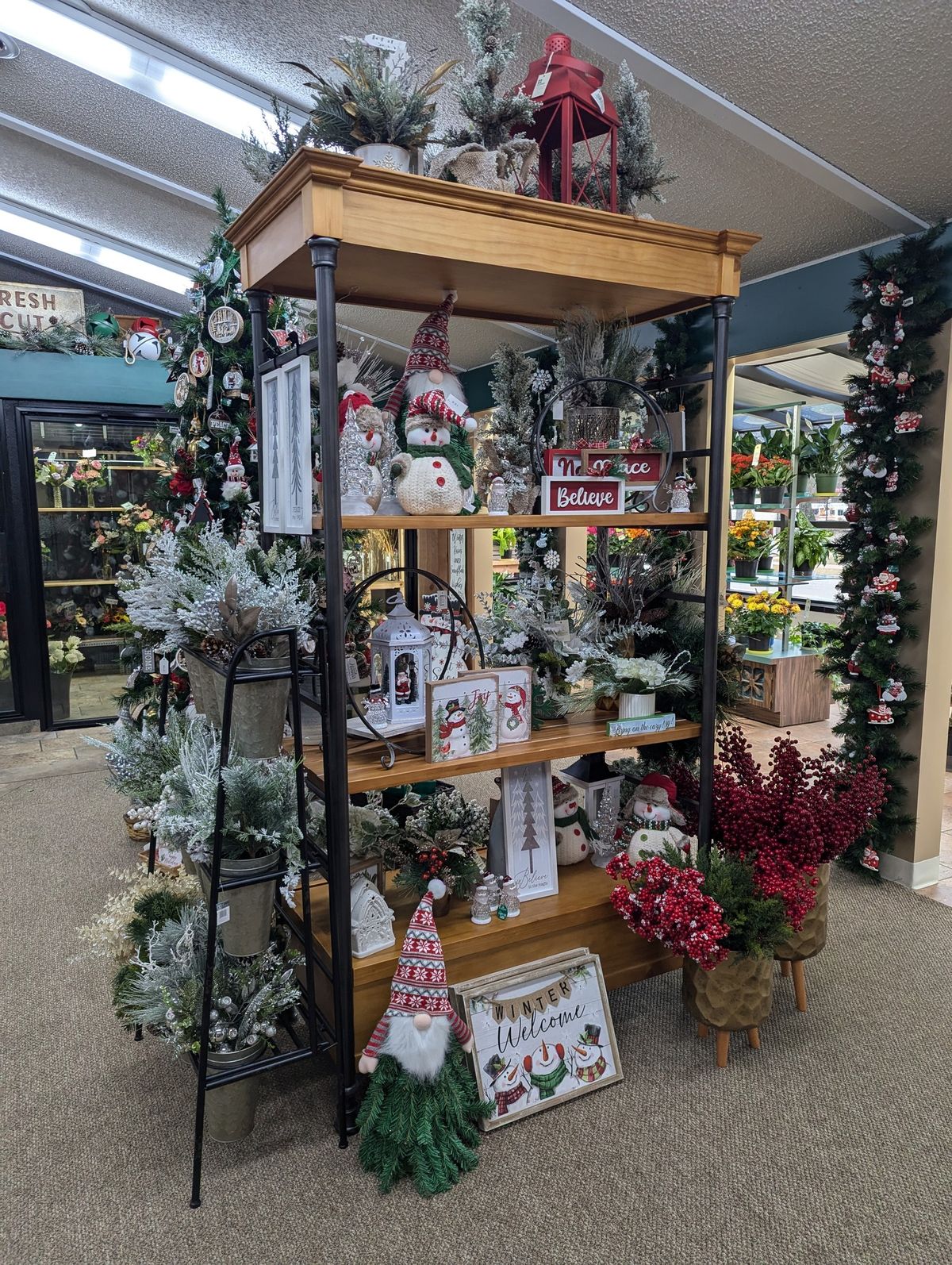 Renning's Flowers Holiday Open House