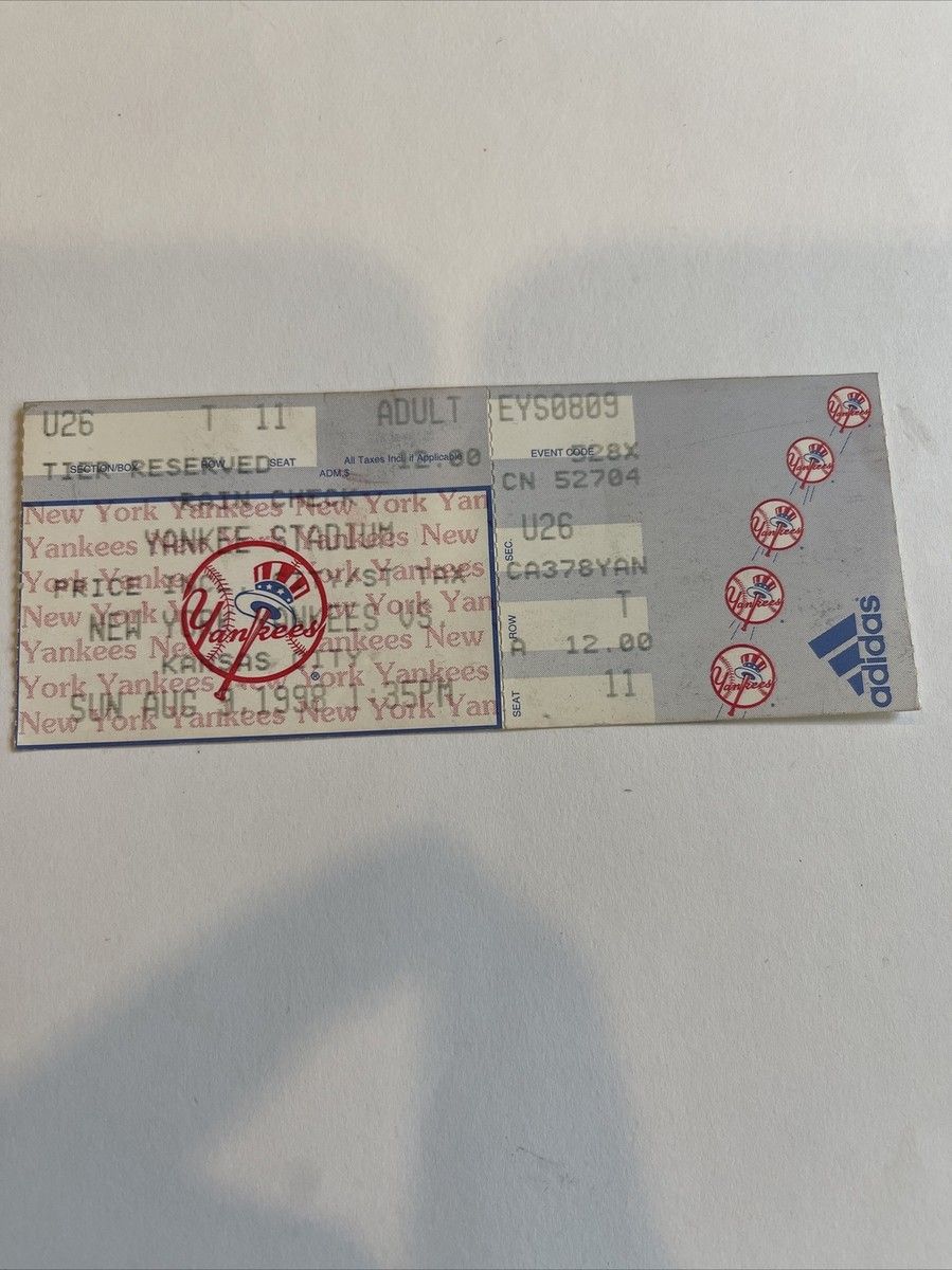 New York Yankees at Kansas City Royals at Kauffman Stadium