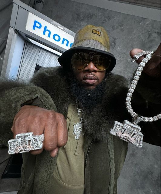 Cash Money Millionaires, Freeway in Sunrise