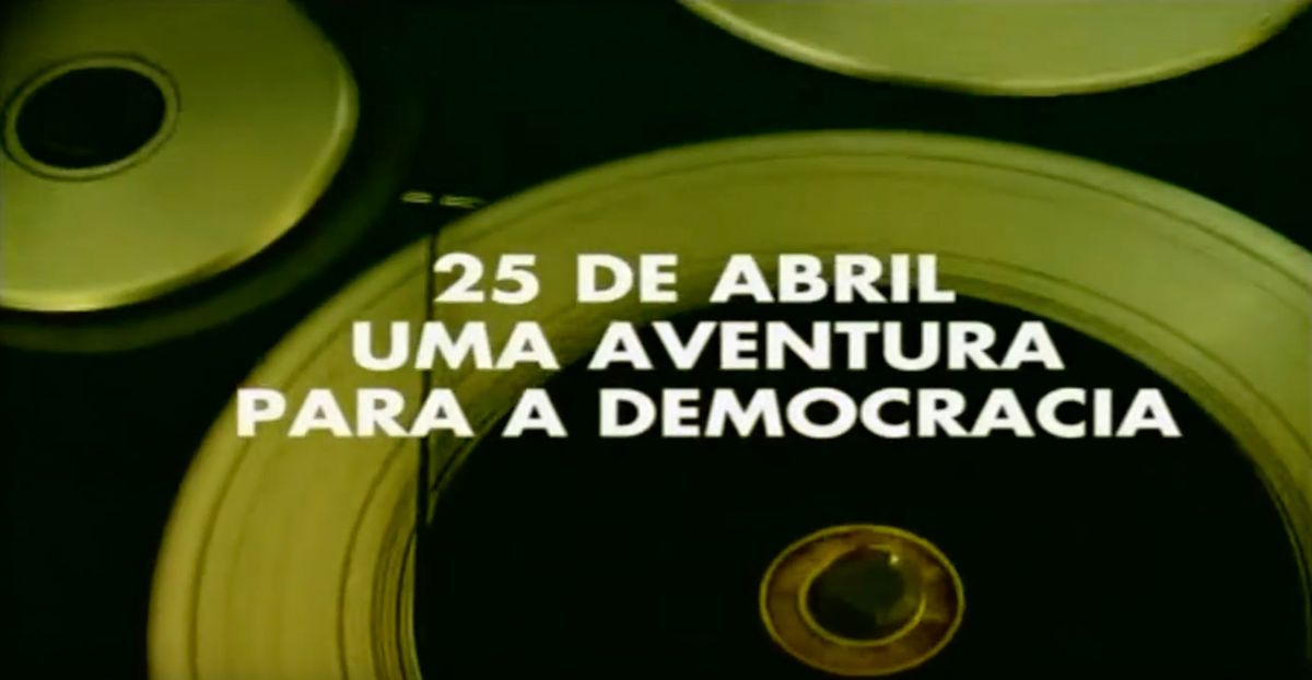 "25 de Abril - Uma aventura para a democracia" de Edgar P\u00eara