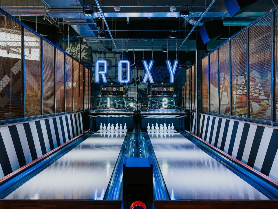 Diverse Bristol ROXY Lanes - American Indoor Sports Social over 18's only