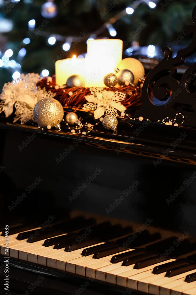 Carols around the Piano