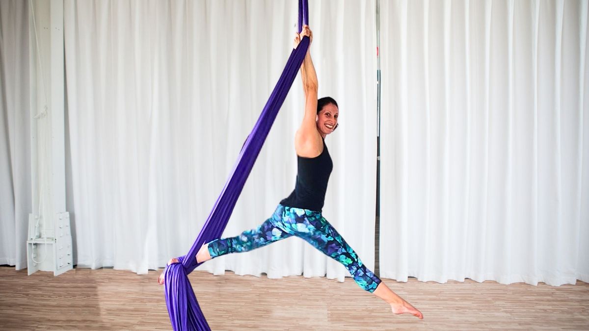 Split Silks: Aerial Artistry for Beginners