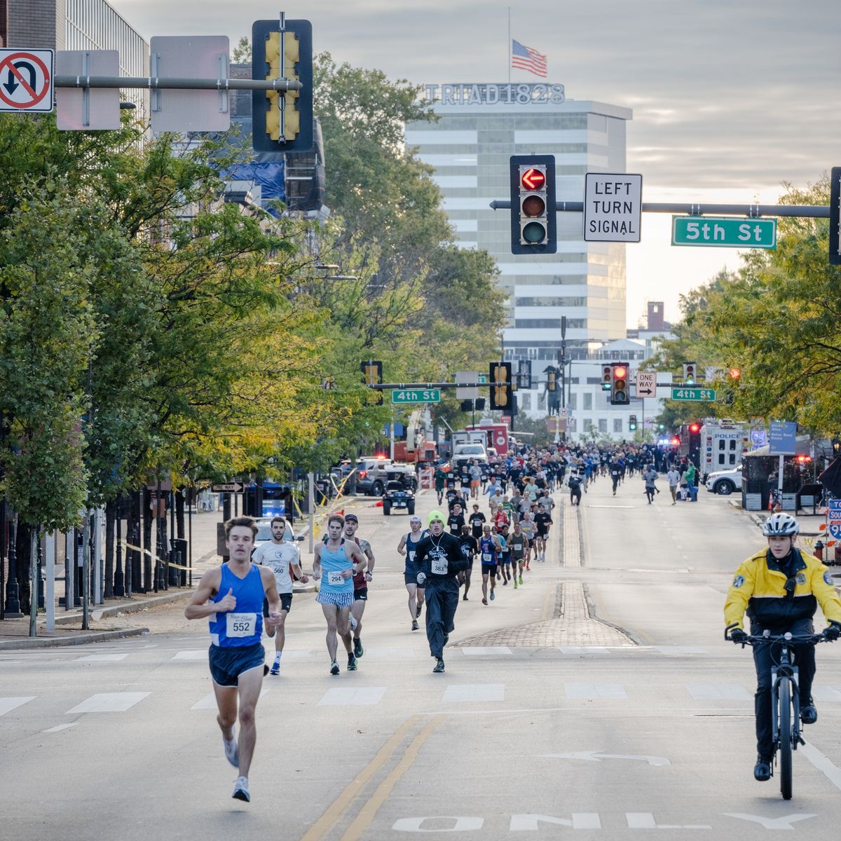 5-Mile Market Street Run For Blue