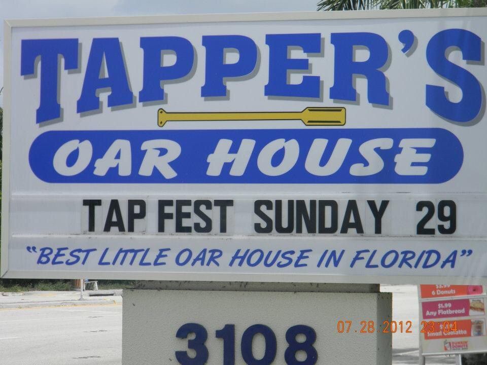 TAPPER\u2019S OAR HOUSE REUNION PARTY 