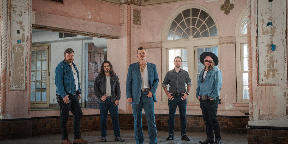 Kolton Moore & The Clever Few in Bloomington