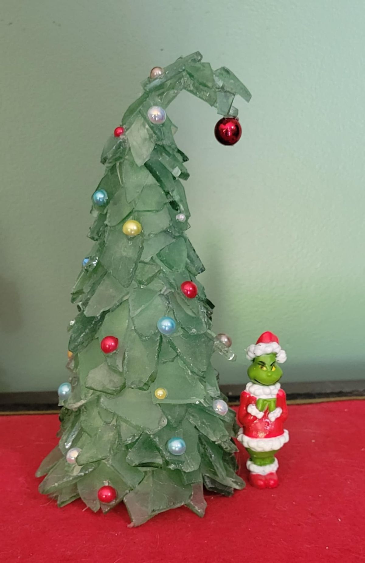 1 pm GRINCH SEA GLASS TREE Event at Simply Made Here