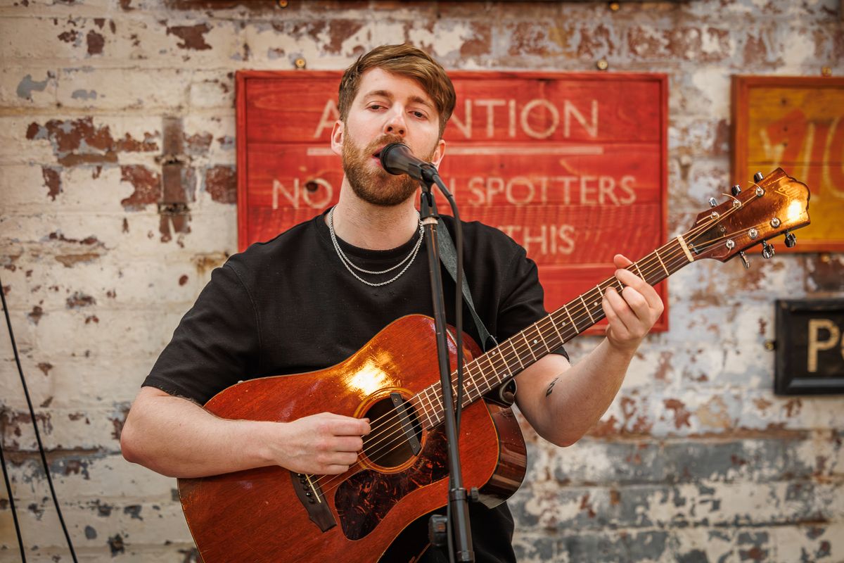 Mike Dignam acoustic set at Chew's Yard