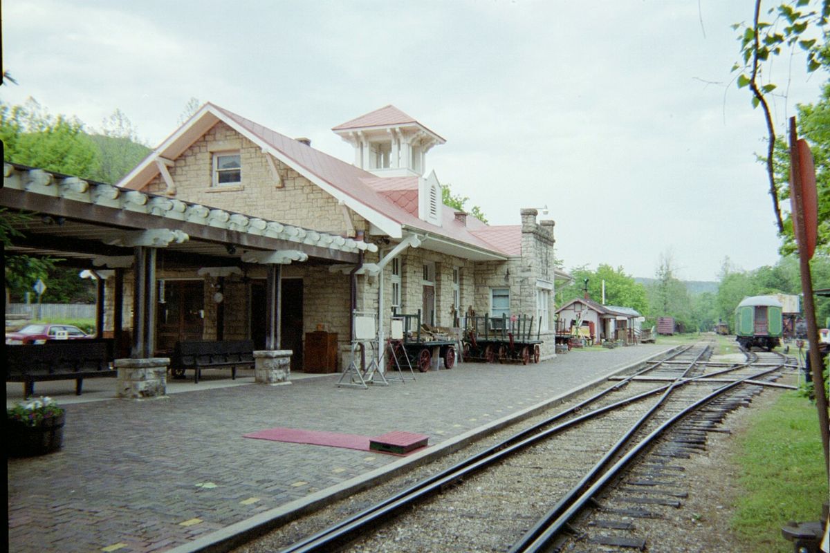 Save The Historic Eureka Springs Railroad