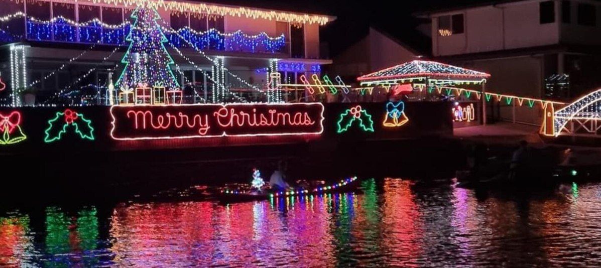 BrisSUP Club Christmas Lights Paddle 2024