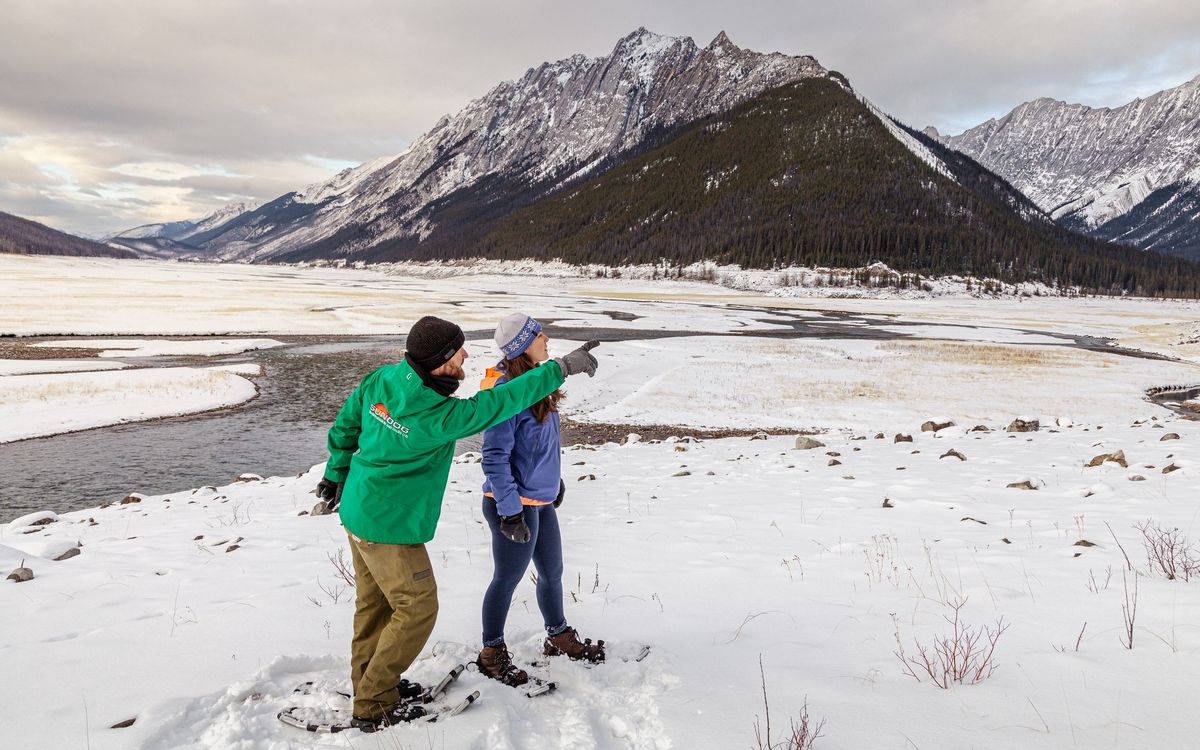 Snowshoe & Fondue Tour