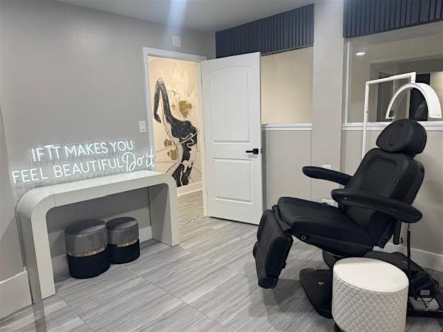 Beauty & Glow: TOX + Lip Filler Party