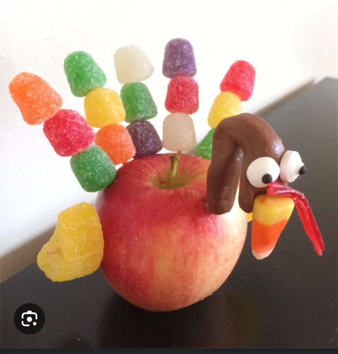 Pre-Thanksgiving Hangout and Apple Turkeys at Line 51
