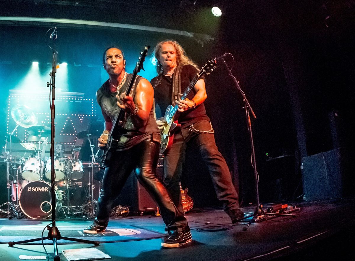 LIMEHOUSE LIZZY - Presenting The Greatest Hits Of Thin Lizzy live at Rock City, Nottingham