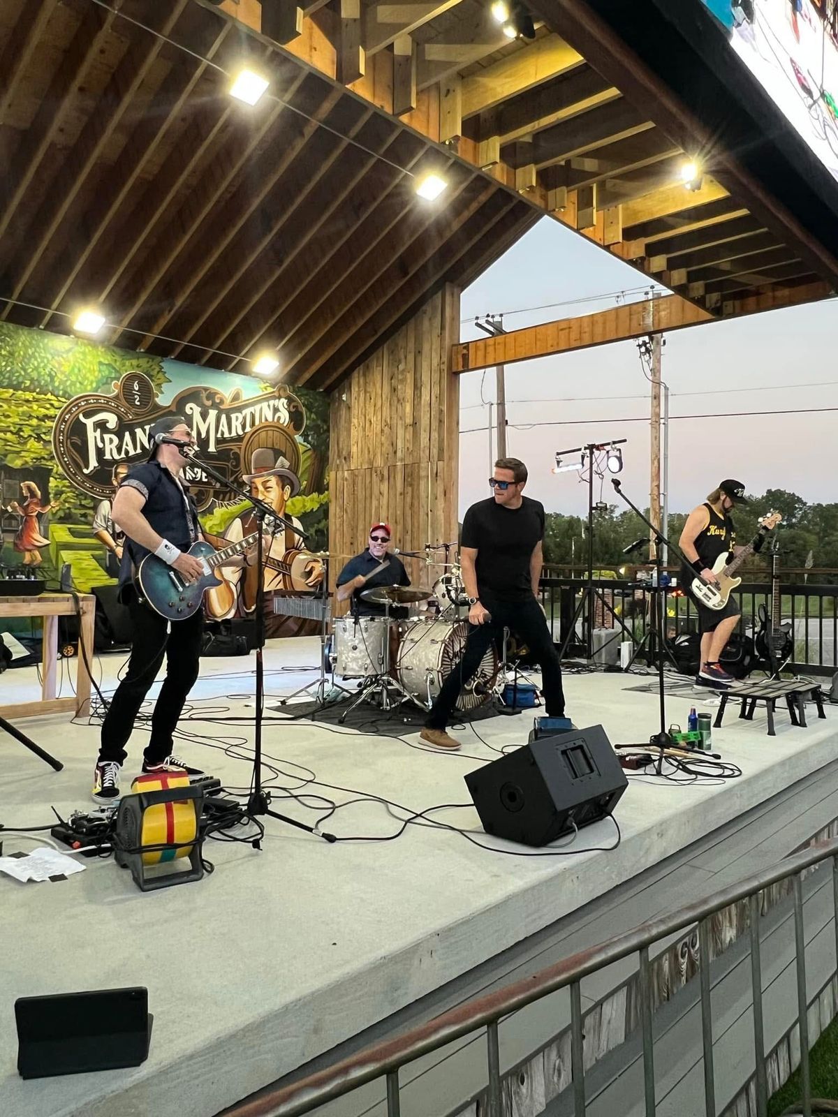 Jukebox Heroes at Frankie Martin\u2019s Garden