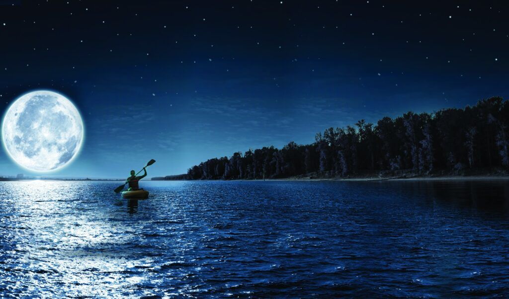  Little Cedar Moonlight kayaking