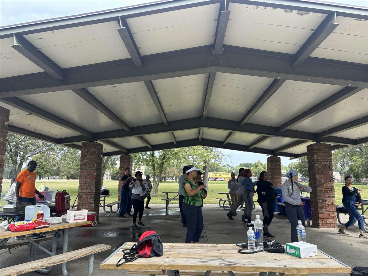 Taiji (Tai Chi) at Dan Ryan Woods