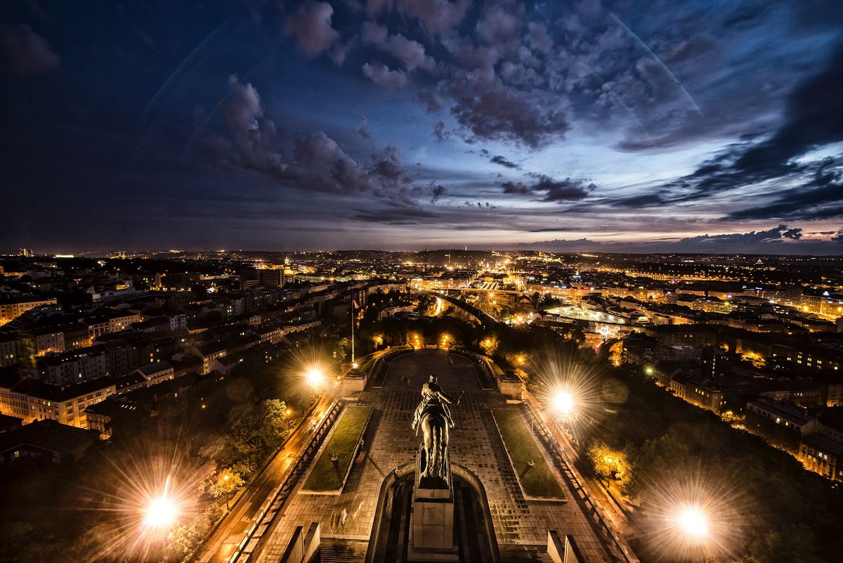 Generate Prague \u2192 Rooftop V\u00edtkov