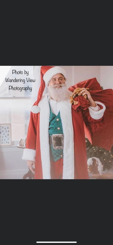 Bring the kids to see Santa!!!