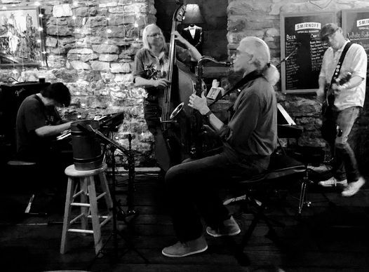 The Vagabonds LIVE at The Rabbit, Missy's White Rabbit Lounge, Eureka ...