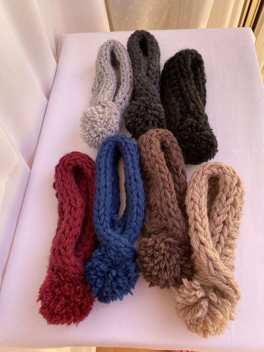 指編みマフラー シュシュ作り 地域のコミュニティカフェ ニャトワン 19 December 21 指編みマフラー シュシュ作り 地域のコミュニティカフェ ニャトワン 19 December 21