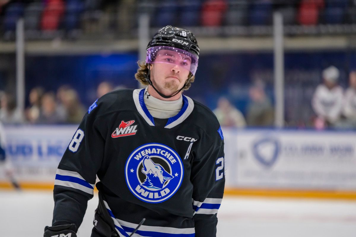 Wenatchee Wild at Swift Current Broncos