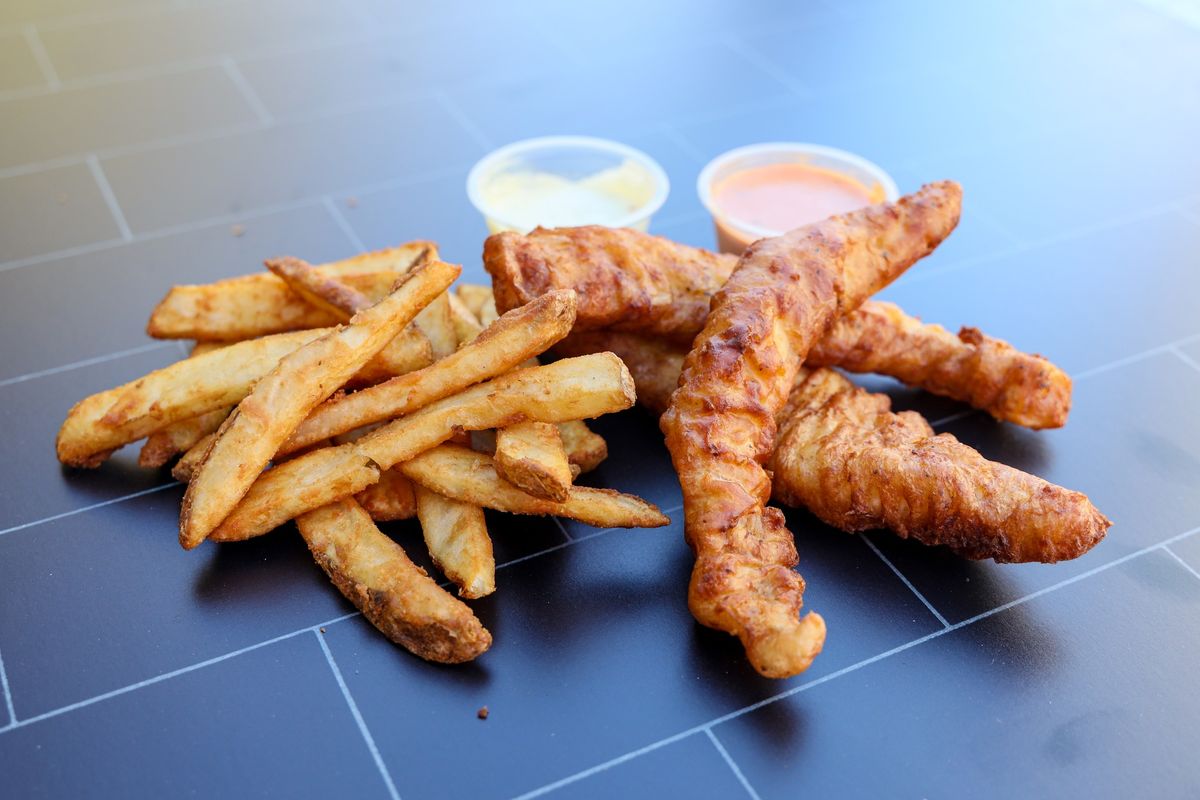 San Angelo, TX - On The Hook Fish and Chips