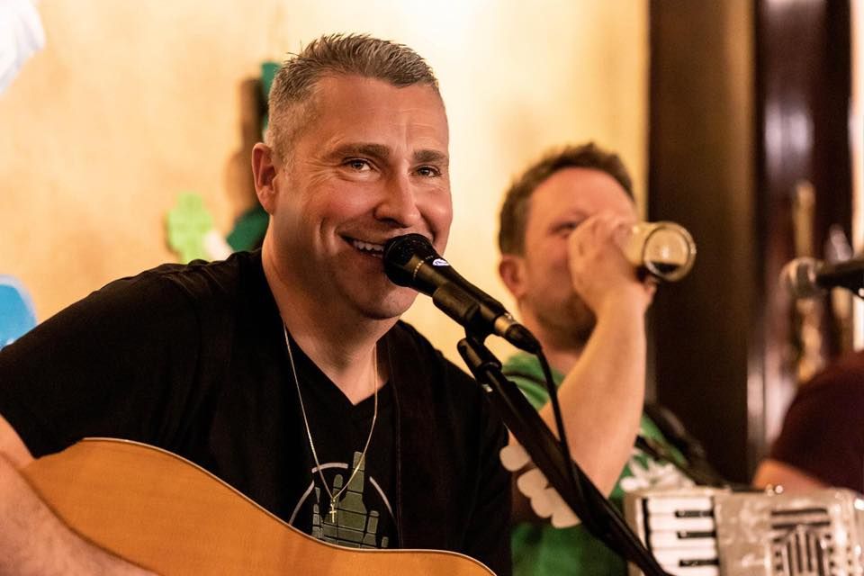 Celtic Social Hour at the James Joyce Irish Pub (8th Ave) with Byron and Danny from Fraid Knot ! 